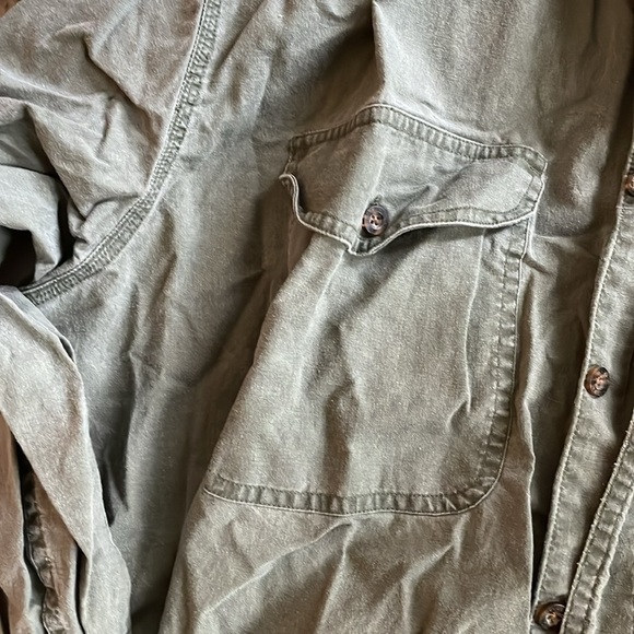 WoolRich button-down 2 XL - Picture 4 of 6